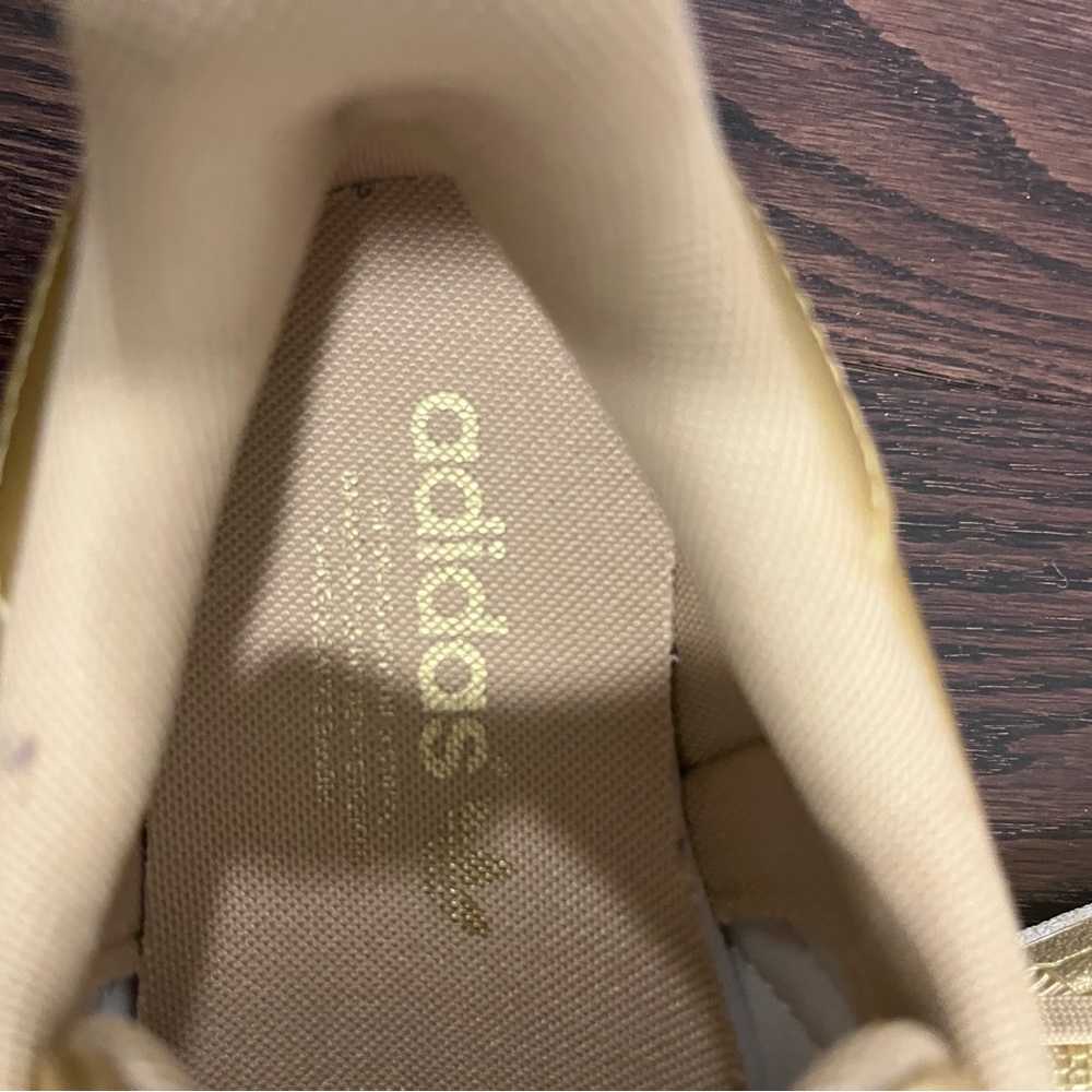 ADIDAS - Picture 5 of 5